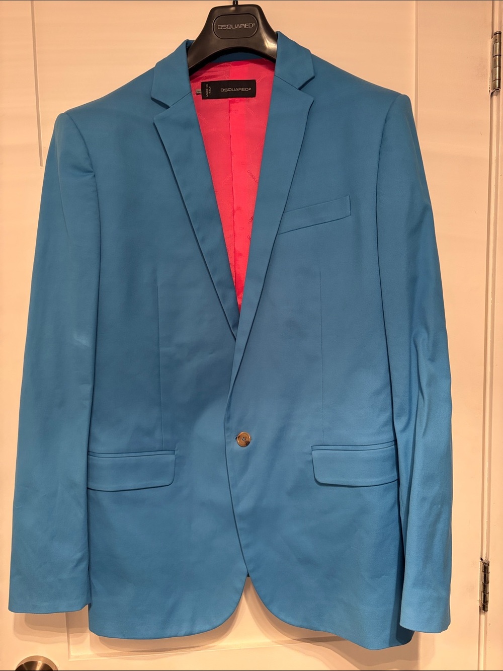 DSQUARED2 Vibrant Blue Single-Breasted Blazer with Pink Lining